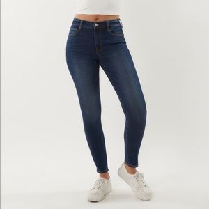 GARAGE HIGH WAISTED JEANS